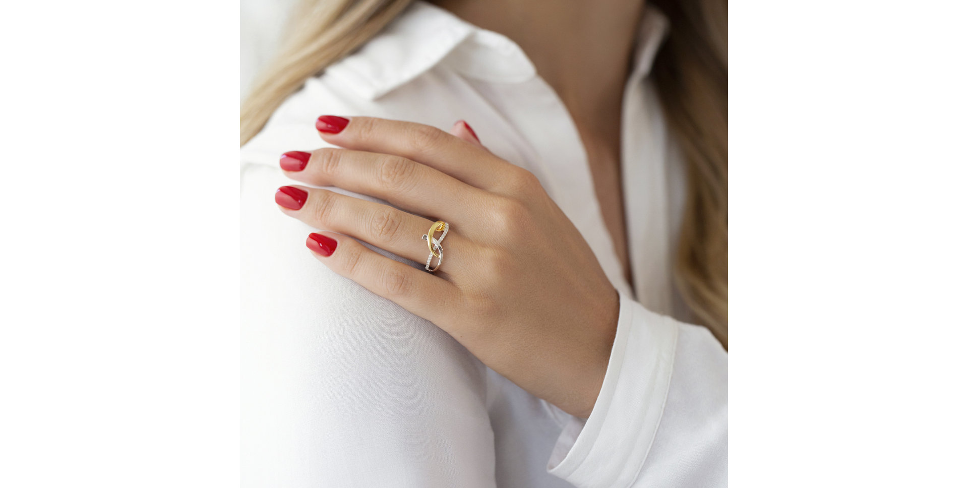 Diamond ring Adelphe