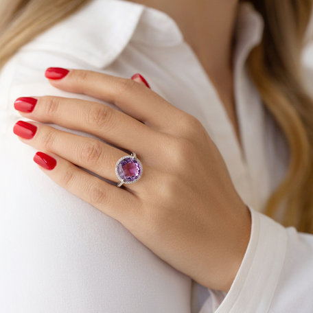 Diamond rings with Amethyst Epifania