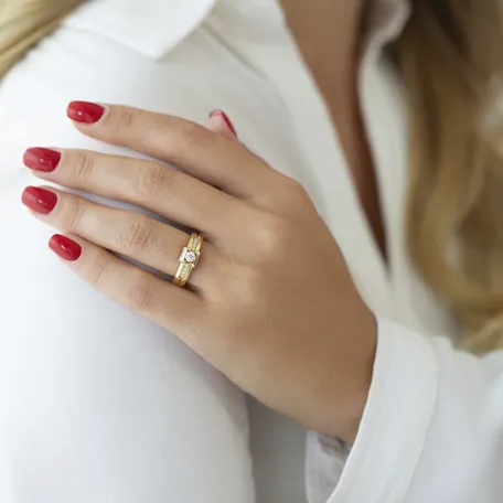 Diamond ring Mariza