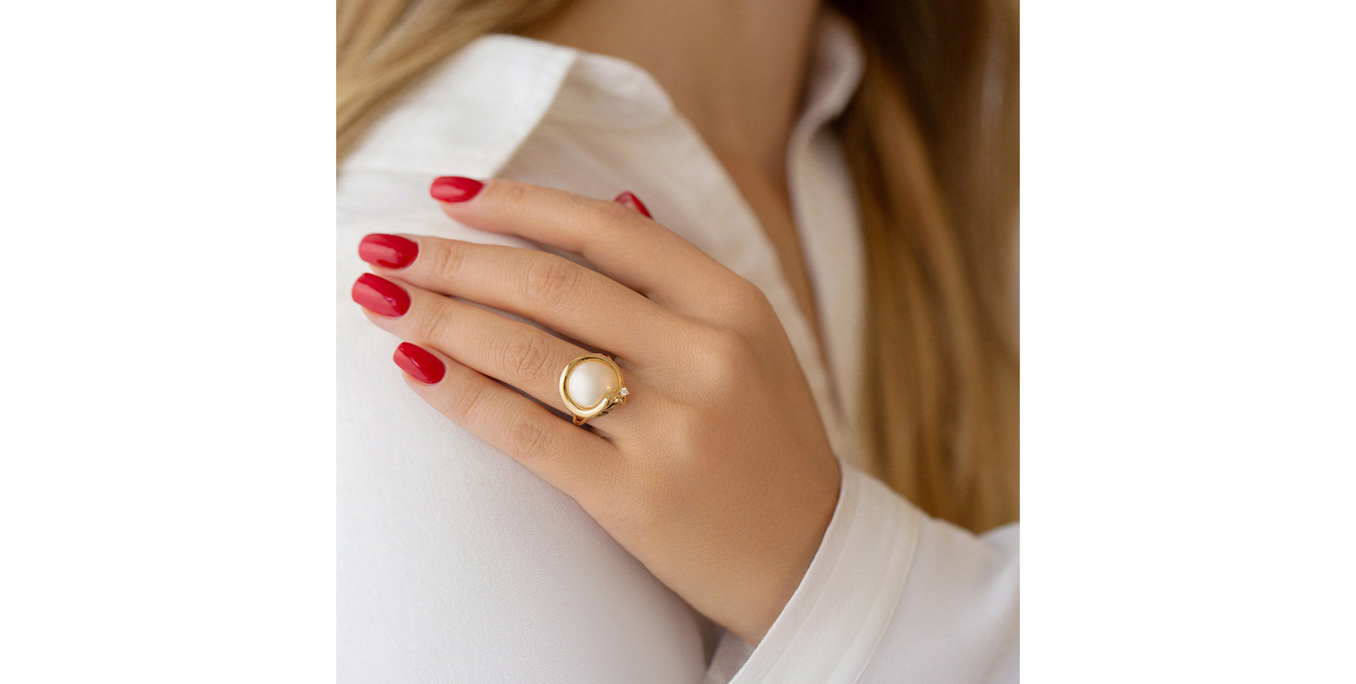 Diamond ring with Pearl Caulerpa Pearl