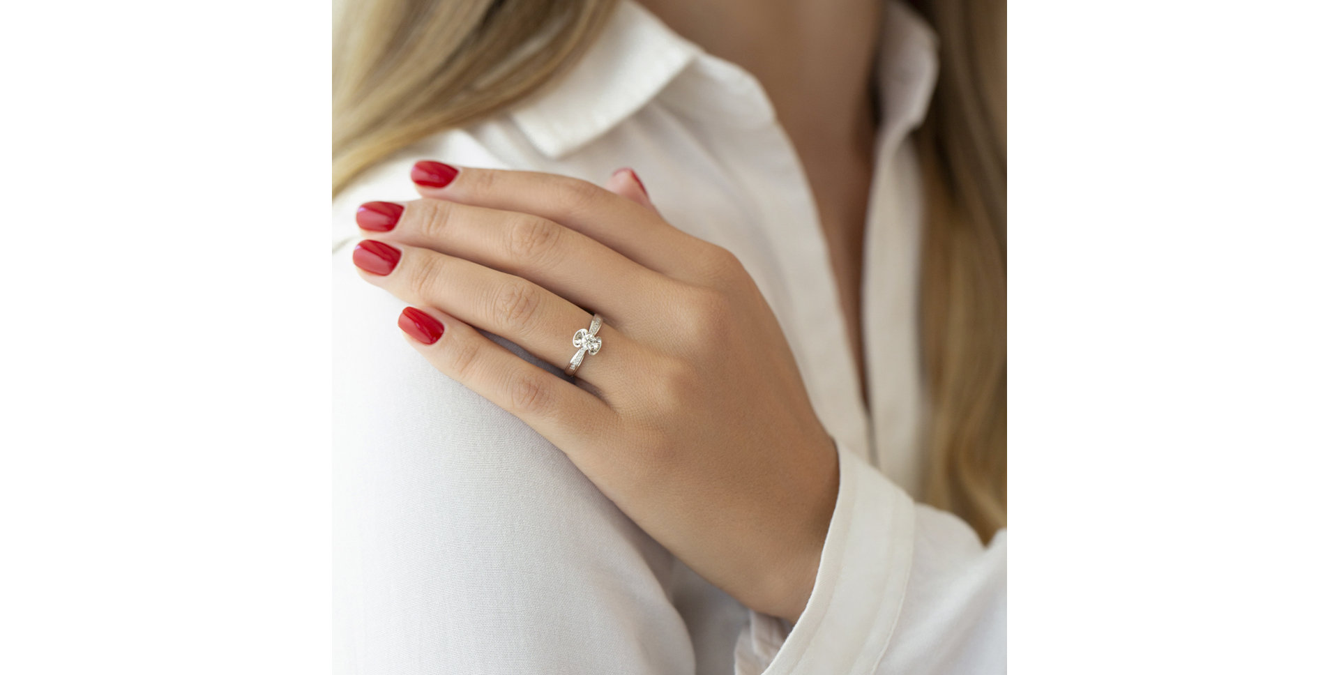 Diamond ring Elegant Oath