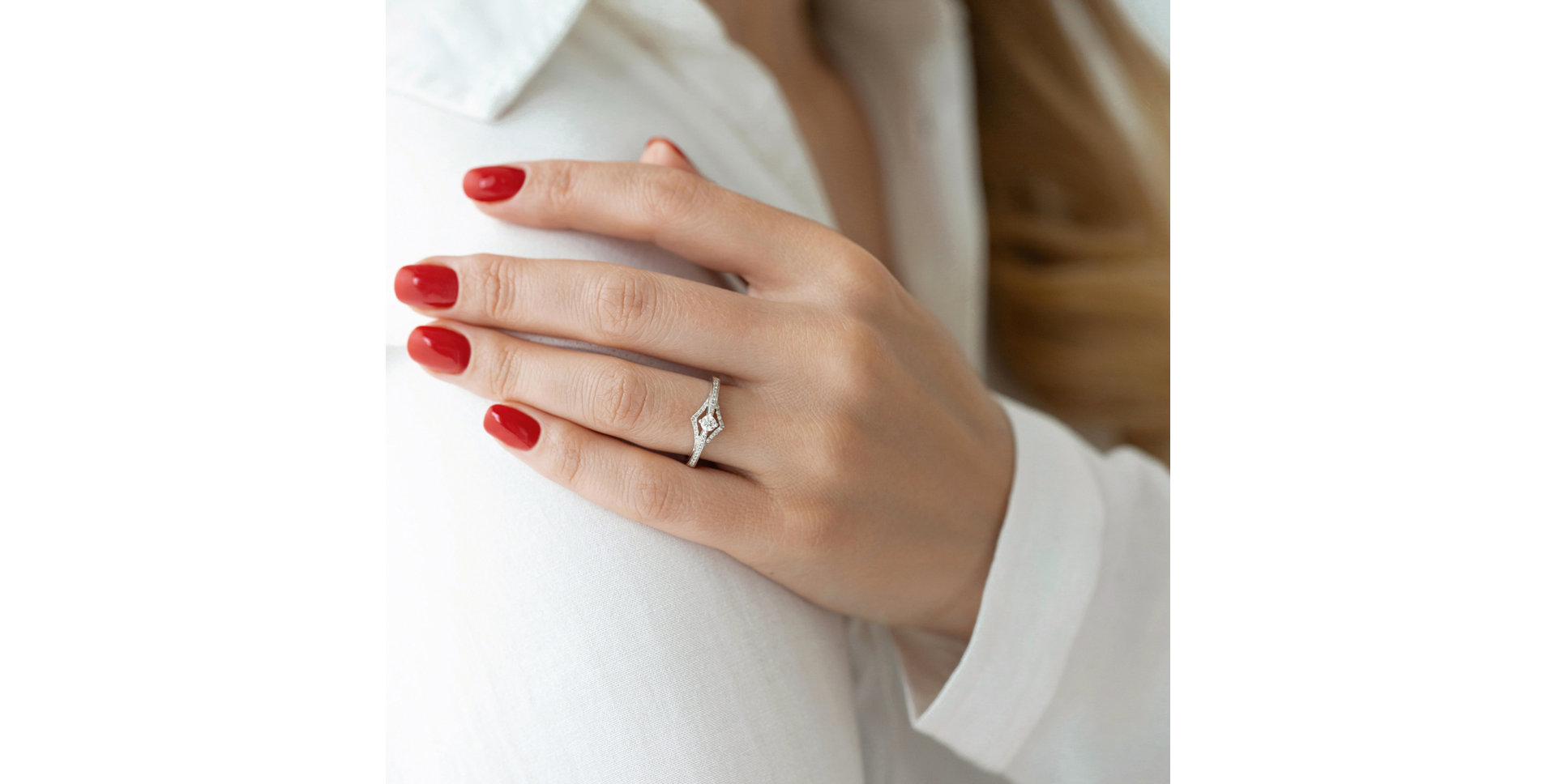 Diamond ring Lucie Luck