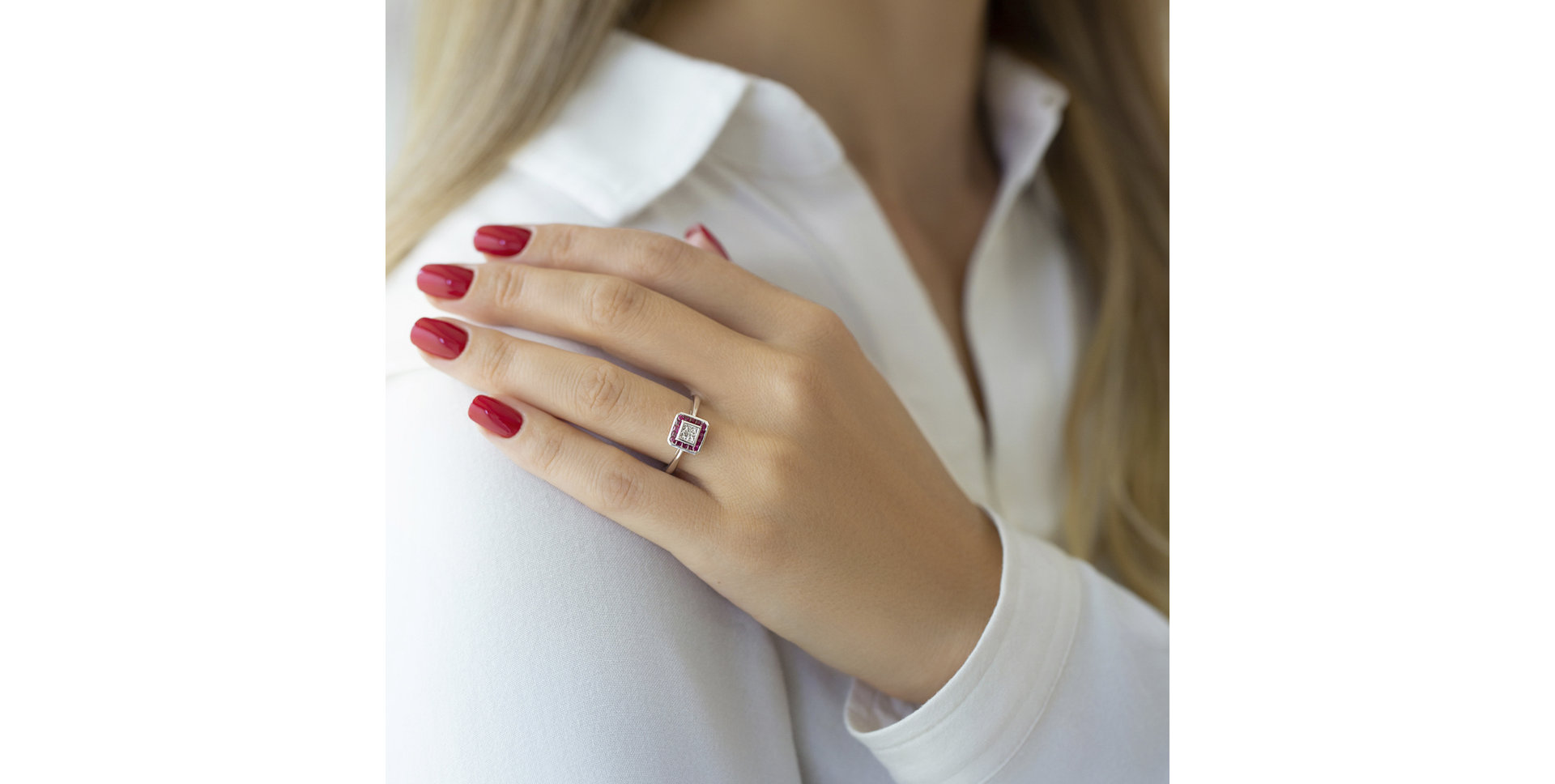 Diamond ring with Ruby Nairobi