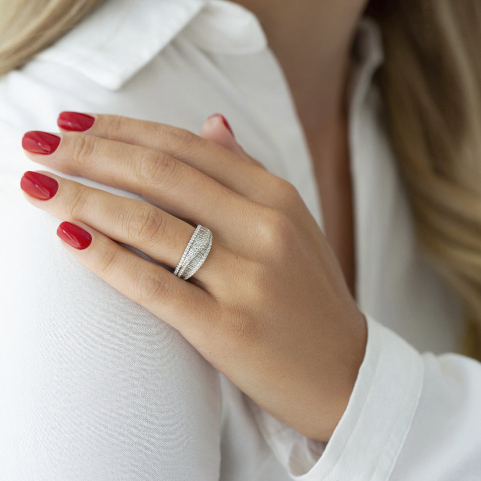 Diamond ring Gontran