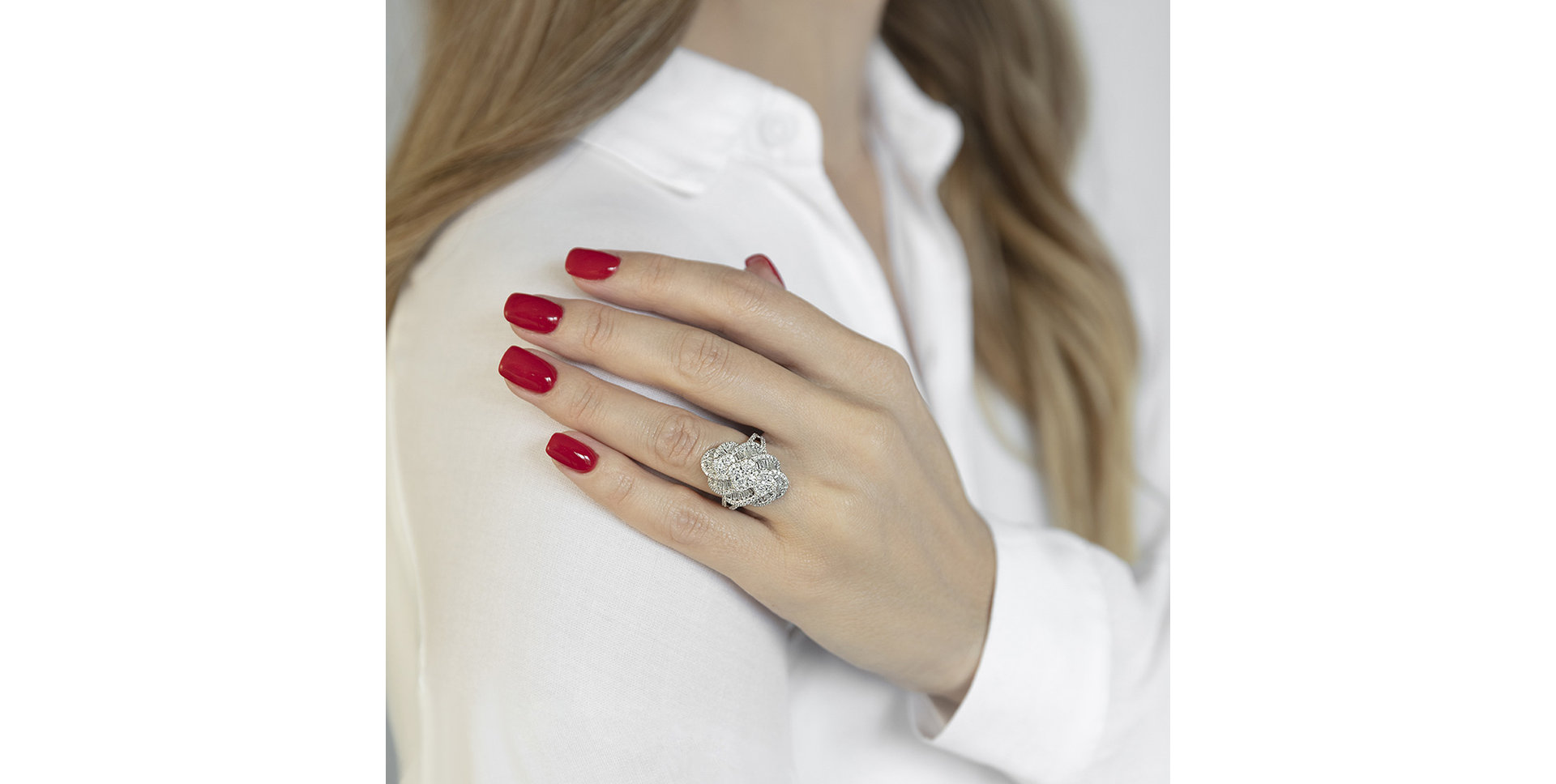 Diamond ring Timeless Melancholy