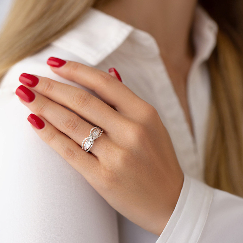 Diamond ring Bérénice