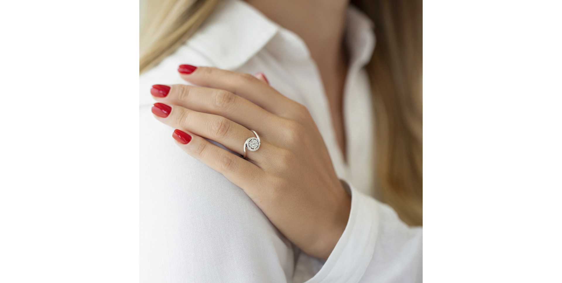 Diamond ring Orion Galaxy