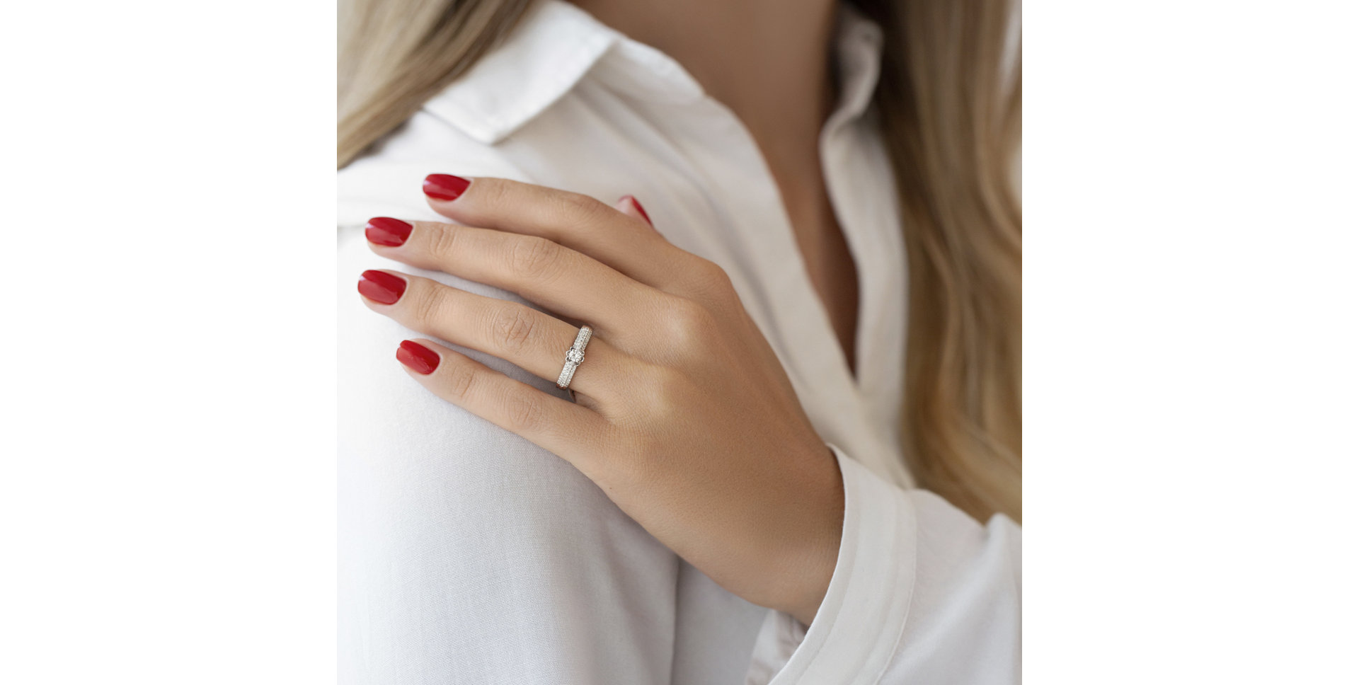 Diamond ring Guardian of Love