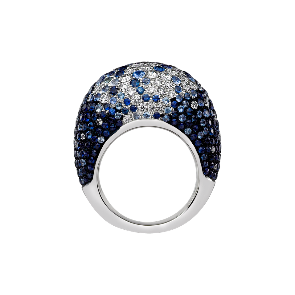 Diamond ring with Sapphire Place of Dreams