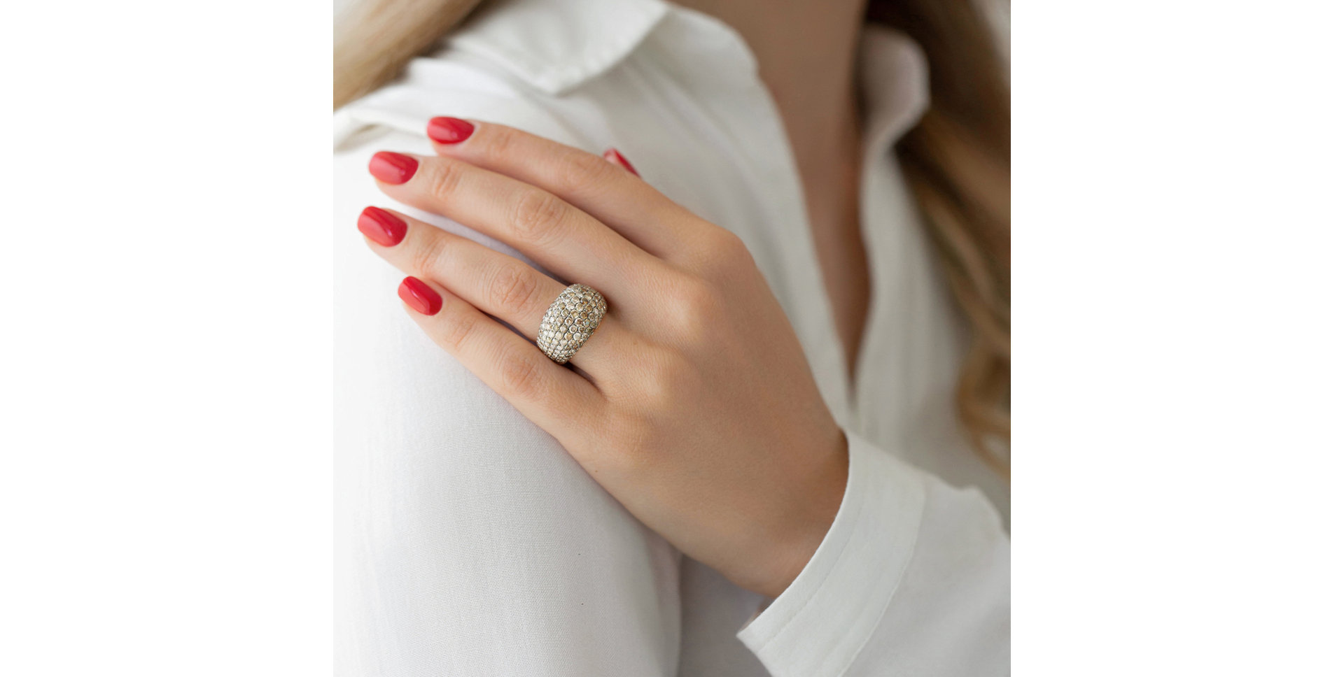 Ring with brown diamonds Treasure of Galaxy