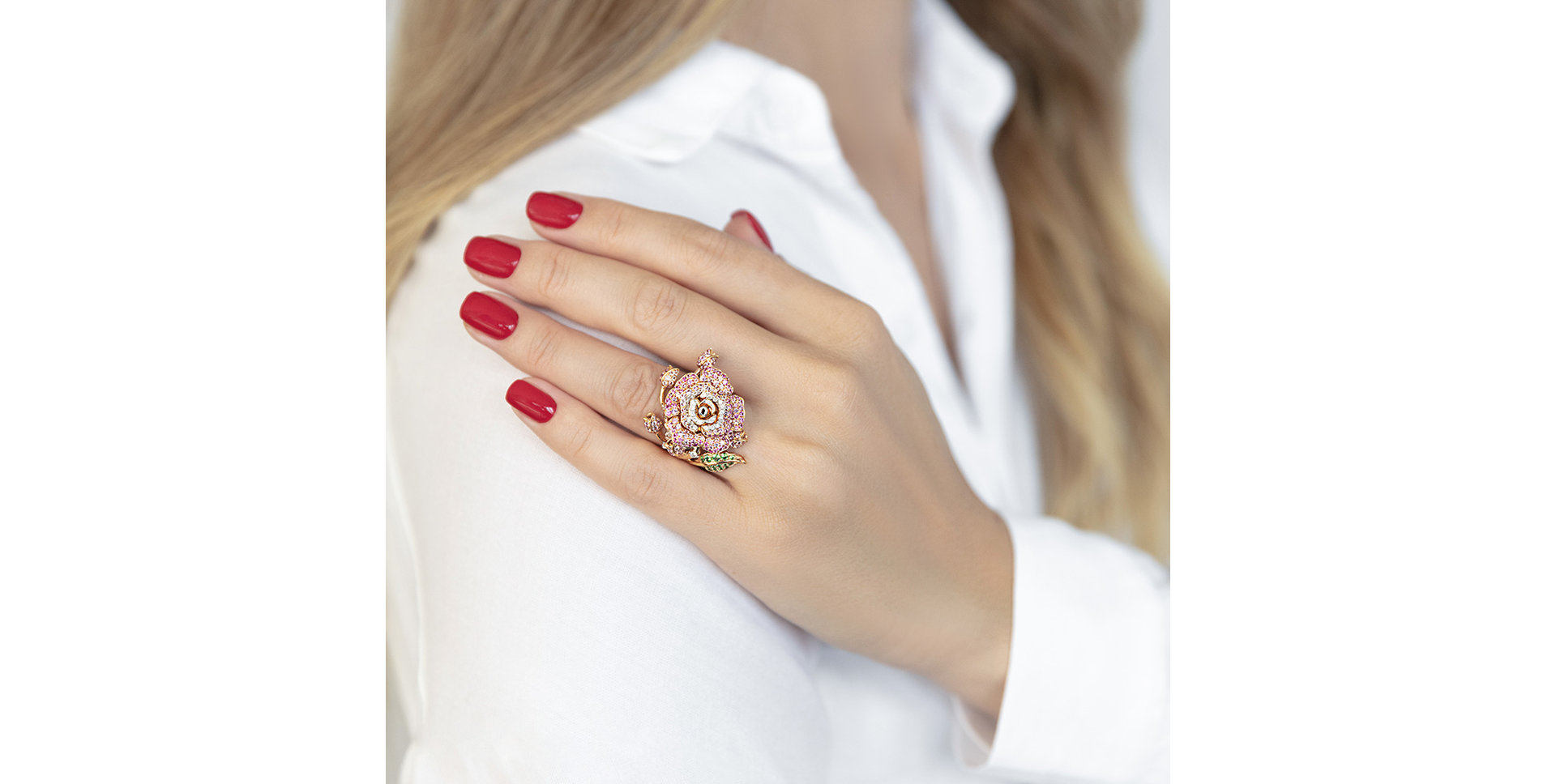 Diamond ring with Sapphire and Garnet Florinda