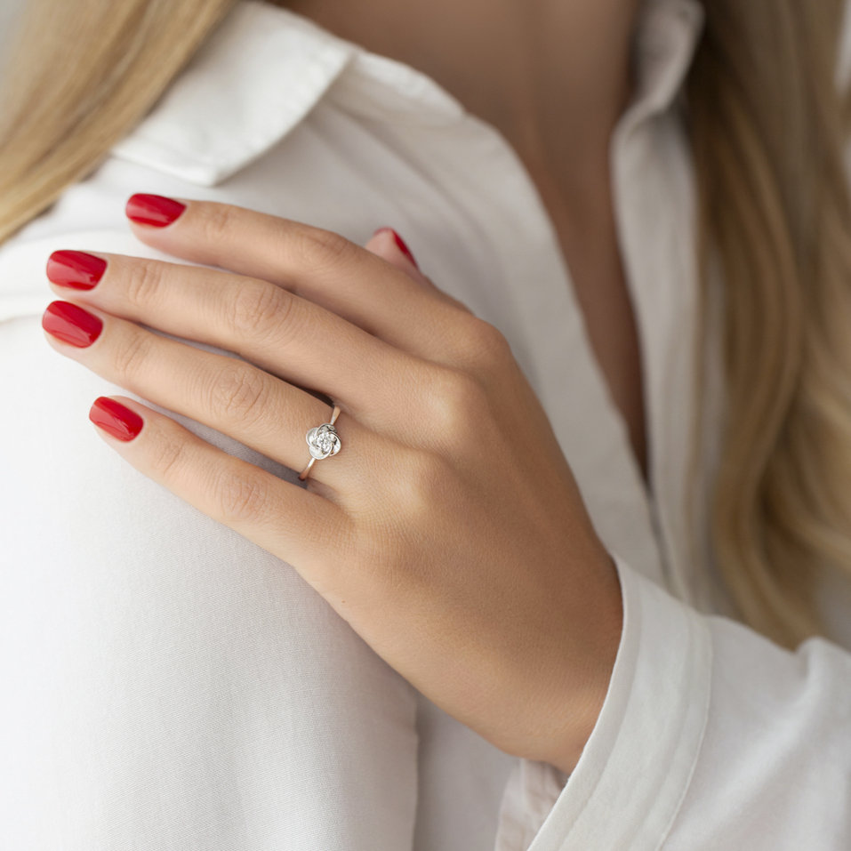 Diamond ring Minimalist Flower