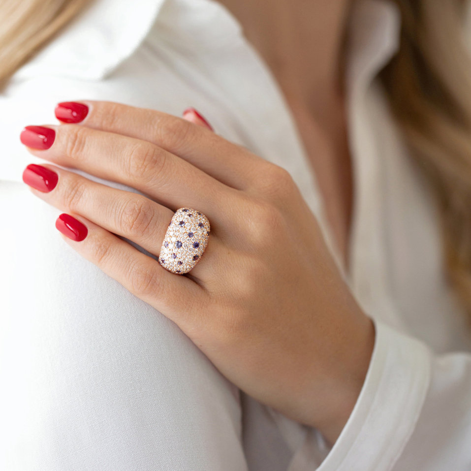 Diamond ring with Sapphire Star Kingdom