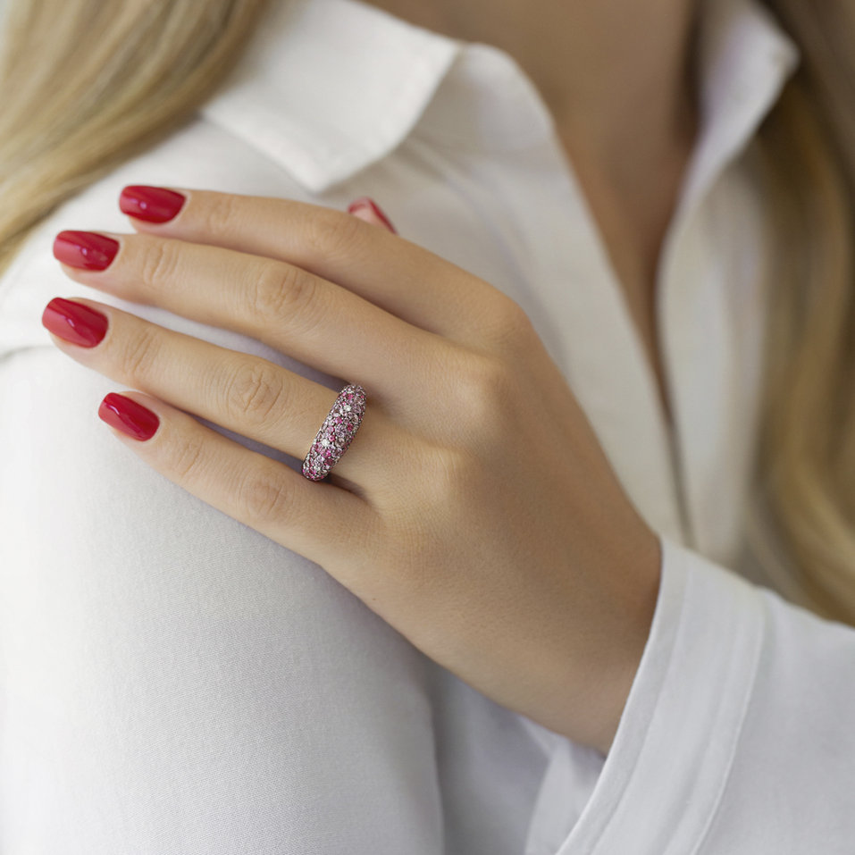 Diamond ring with Sapphire and Spinel Adeline