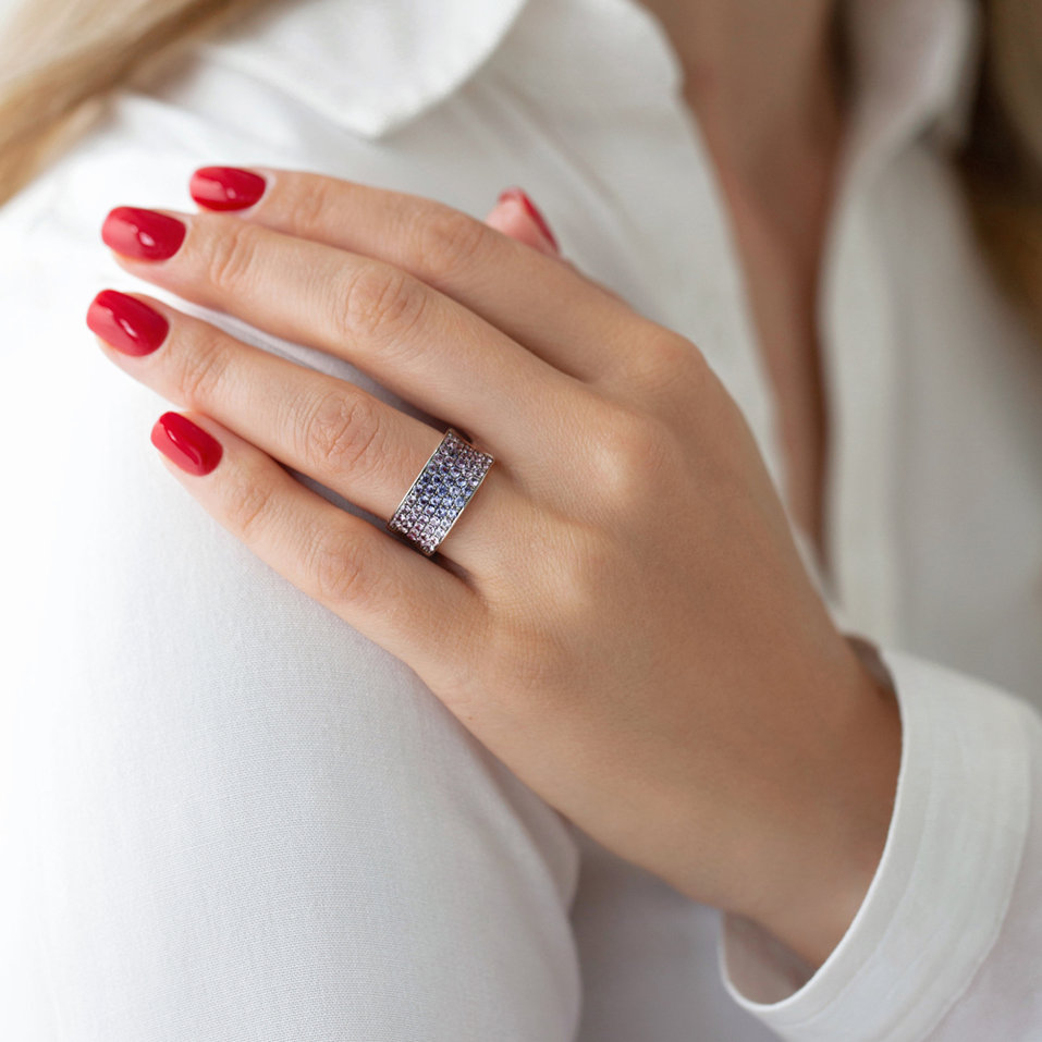 Ring with Sapphire Allie