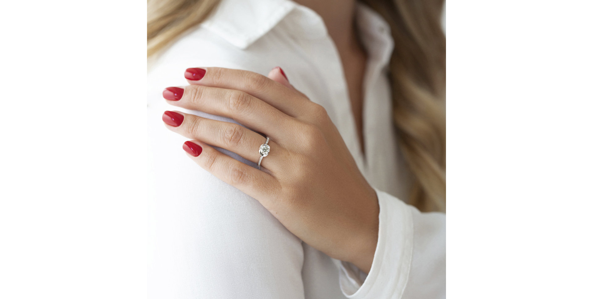 Diamond ring Midnight Madame