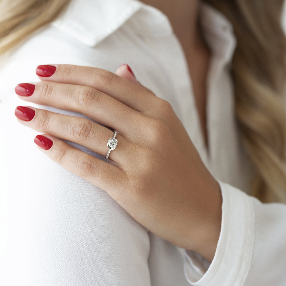 Diamond ring Midnight Madame