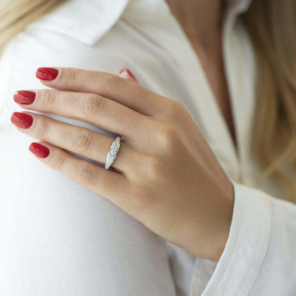 Diamond ring Germaine