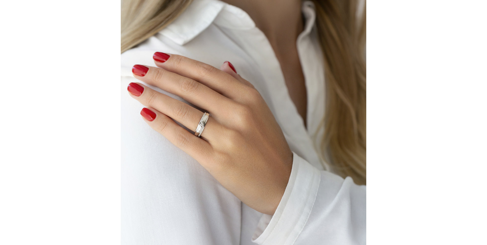 Diamond ring Midnight Strong