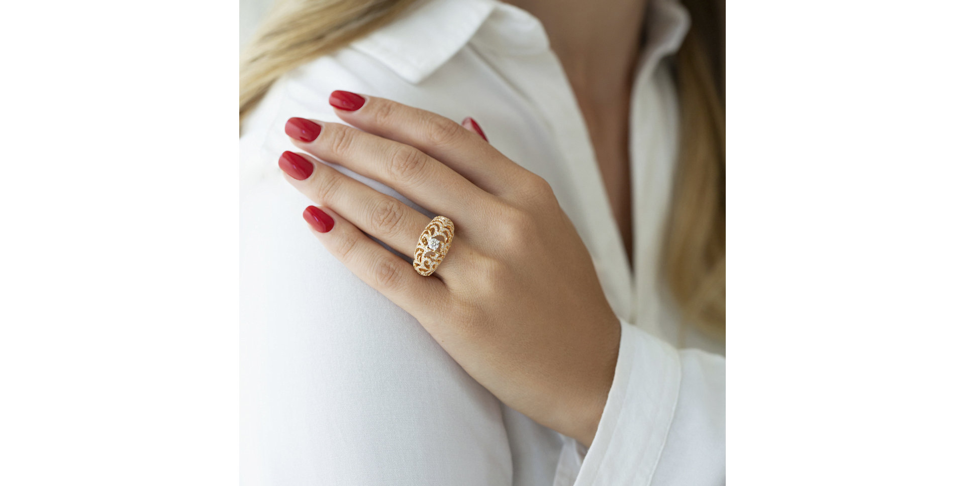 Diamond ring Witching Garden