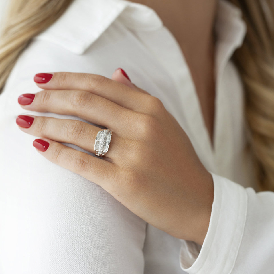 Diamond ring Angela