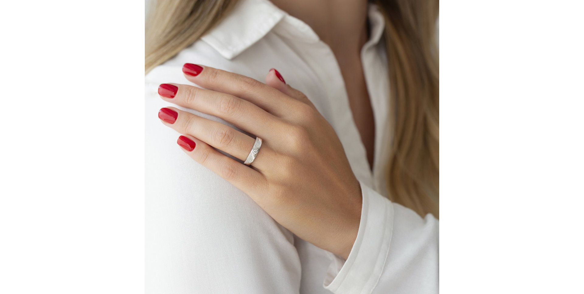 Diamond ring Vérane