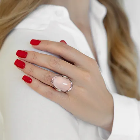 Diamond ring with Rose Quartz and Sapphire Treasure of Queen