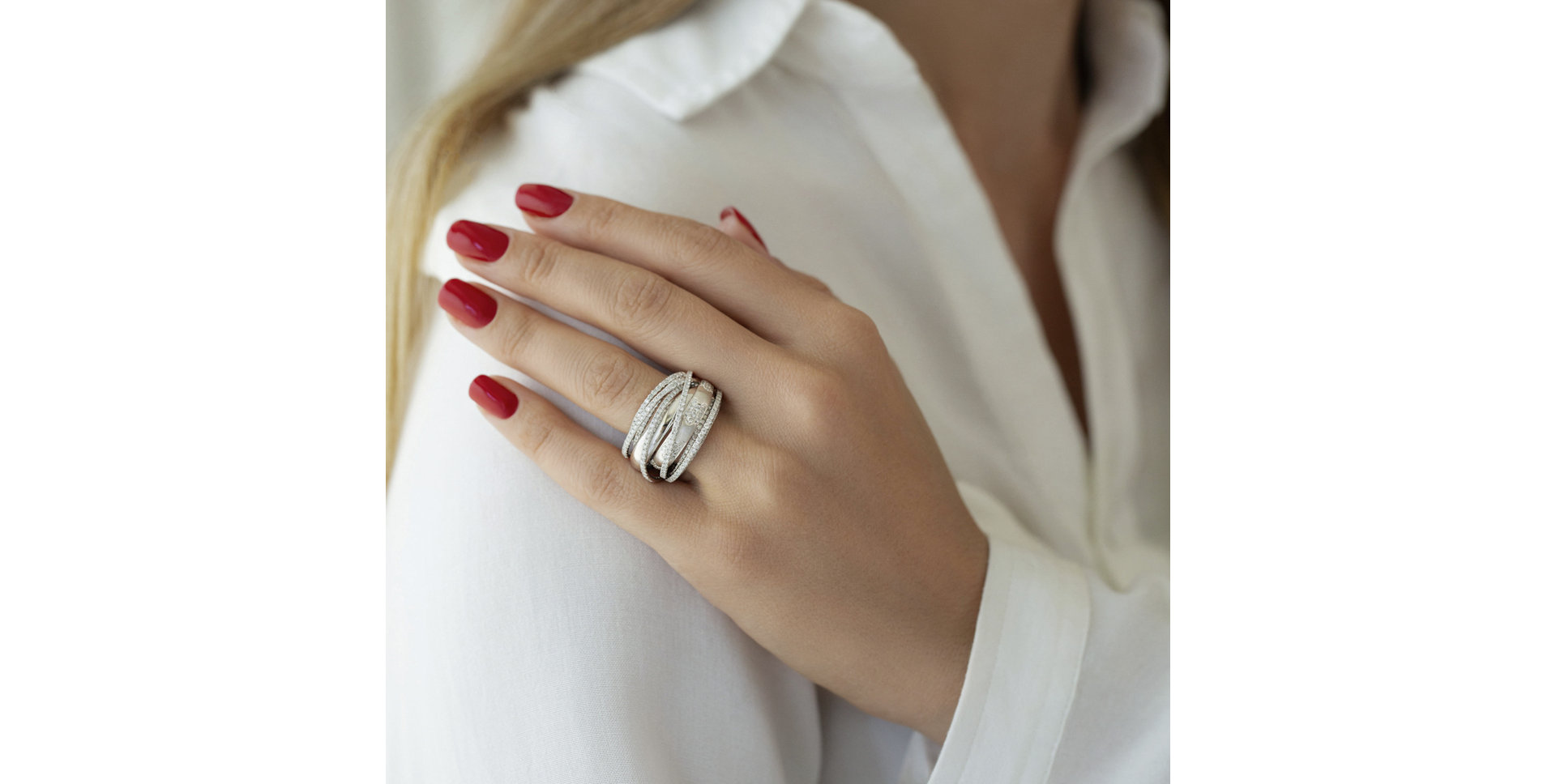 Diamond ring Galaxy Glamour