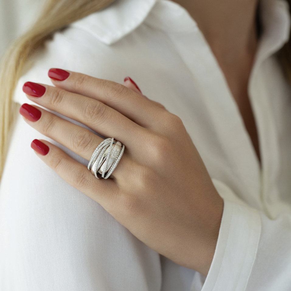 Diamond ring Galaxy Glamour