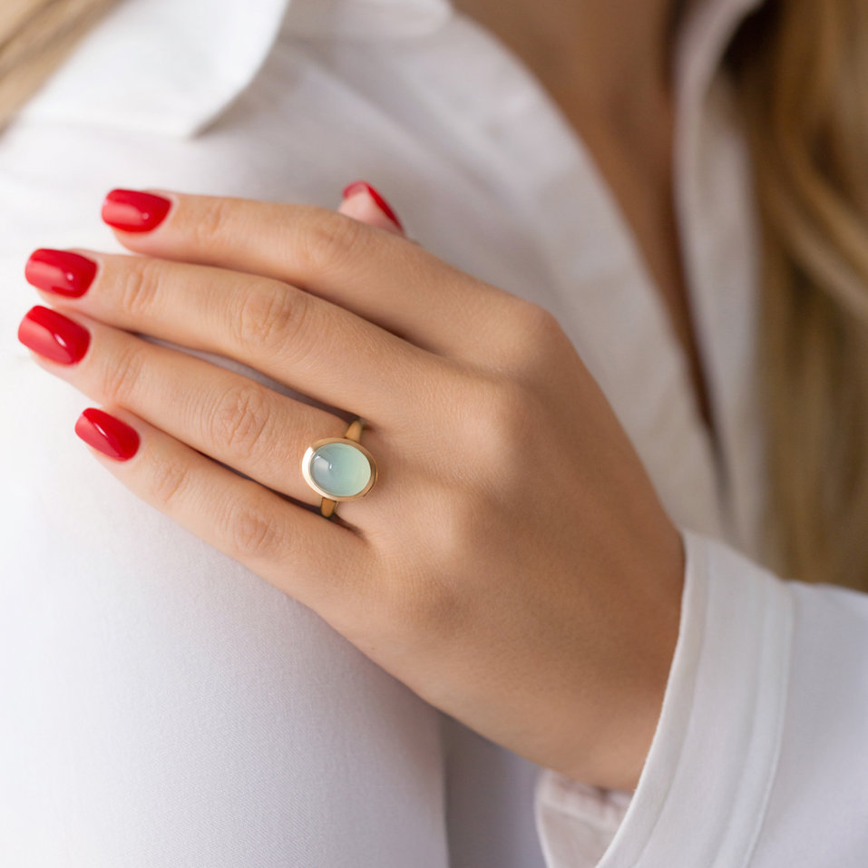 Ring with Amethyst and Mother of Pearl Stylish Goth