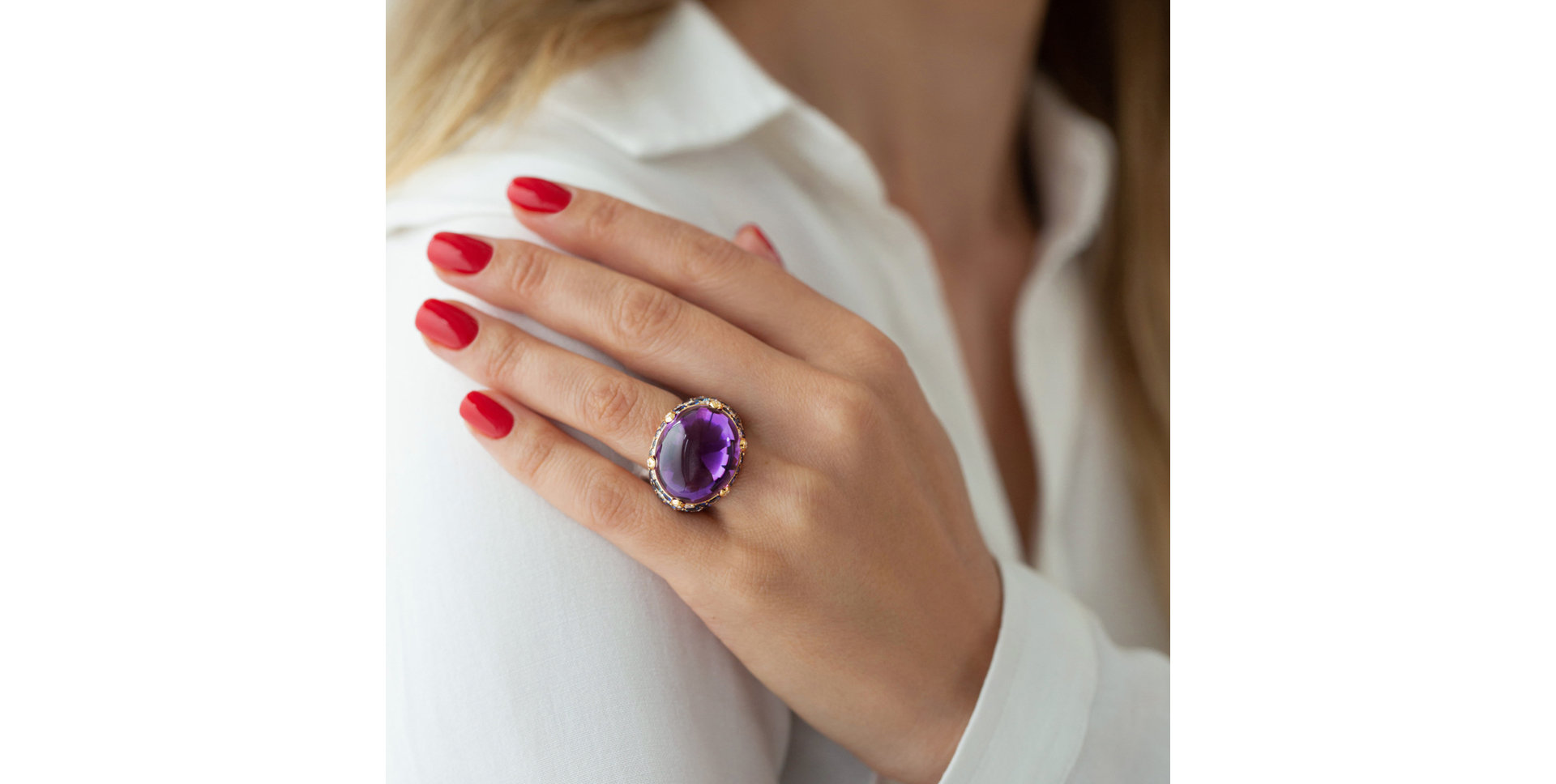 Diamond ring with Amethyst and Sapphire Oraculum