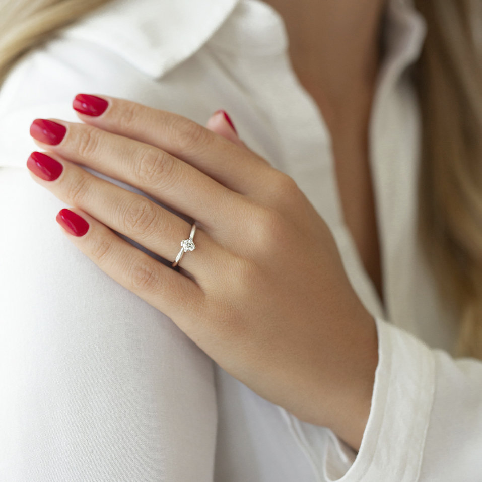 Diamond ring Crystal Clear