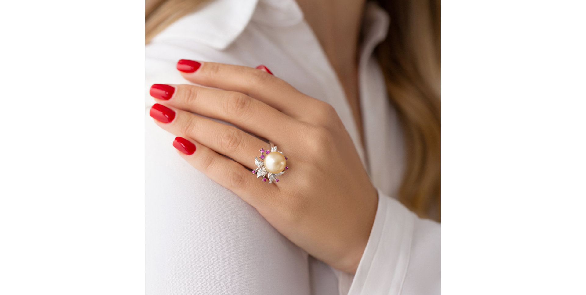 Diamond ring with Pearl and Sapphire Ocean Orchid