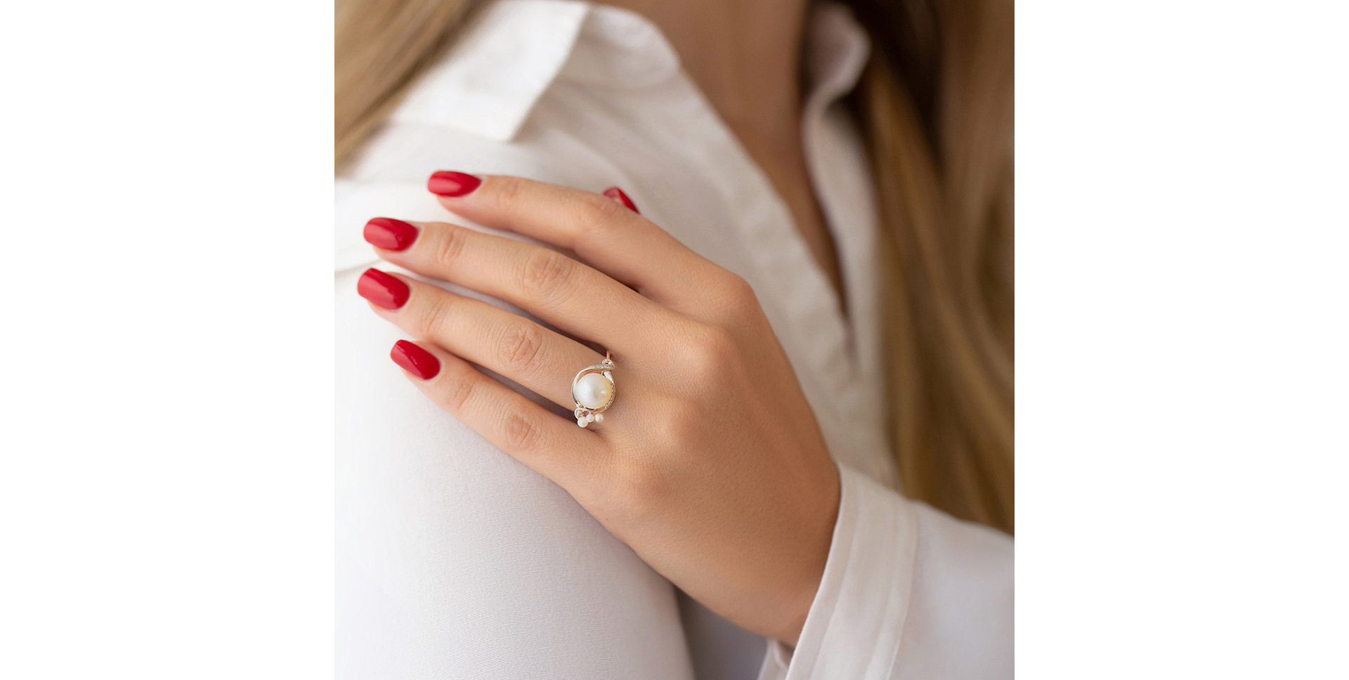 Diamond ring with Pearl Princess Pearl