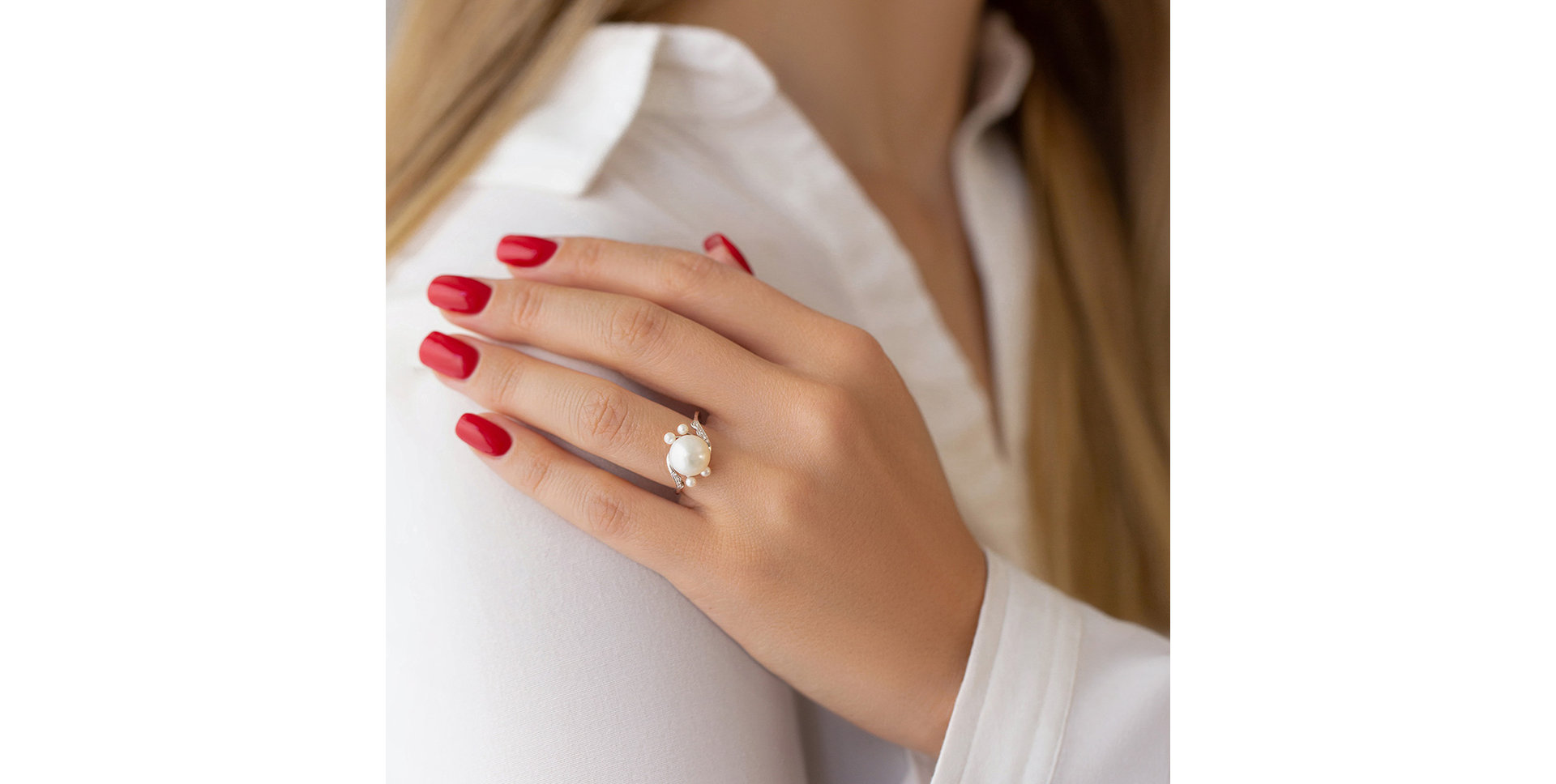 Diamond ring with Pearl Pearl Desire