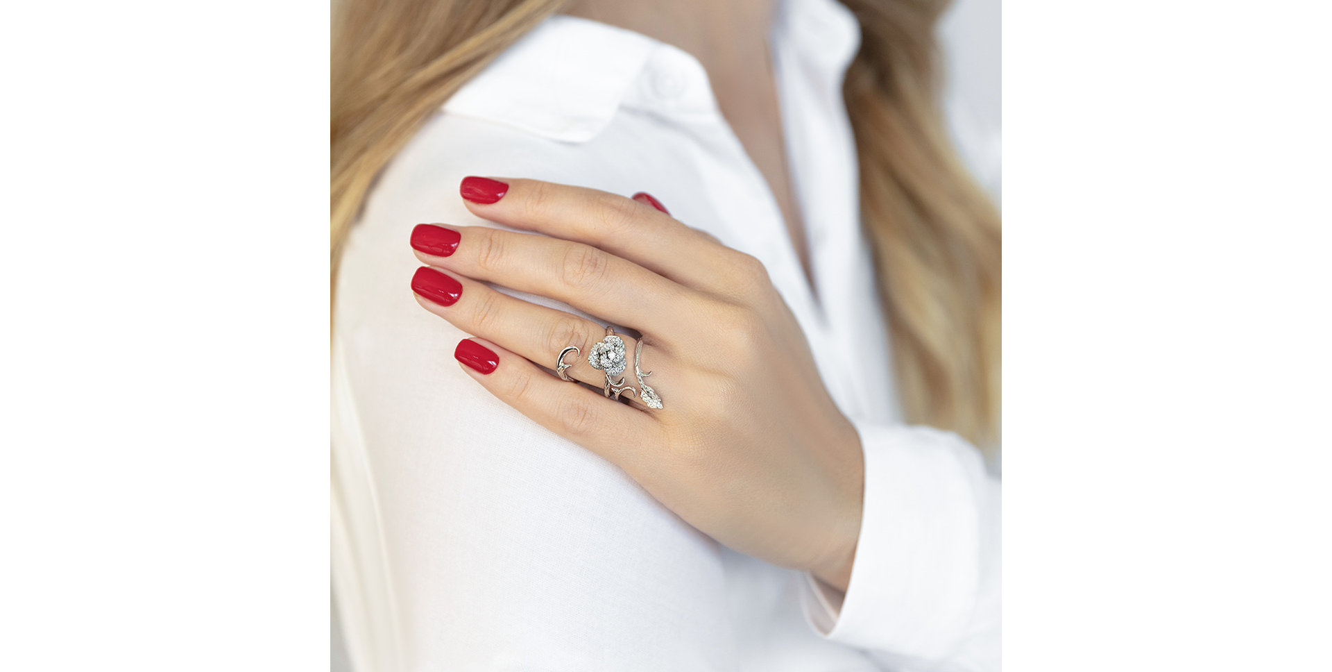 Diamond ring Moonlight Rose