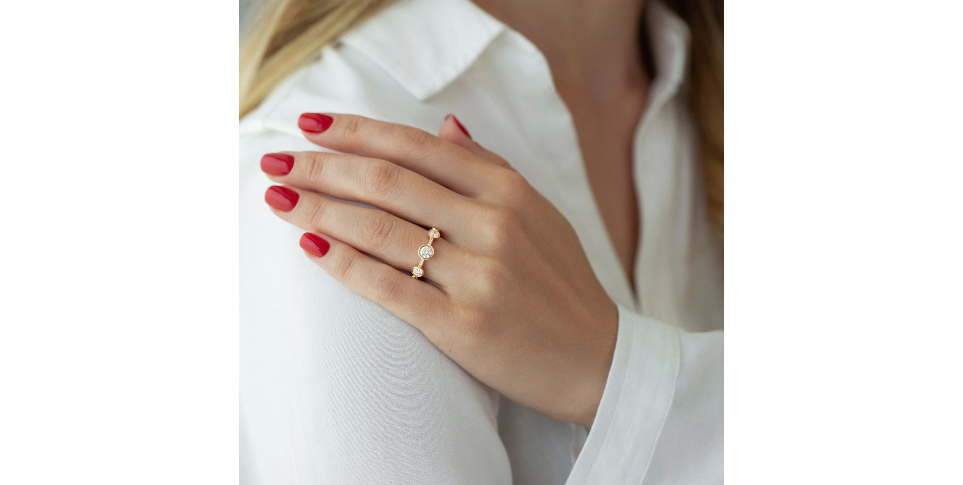 Ring with brown and white diamonds Galaxy of Passion