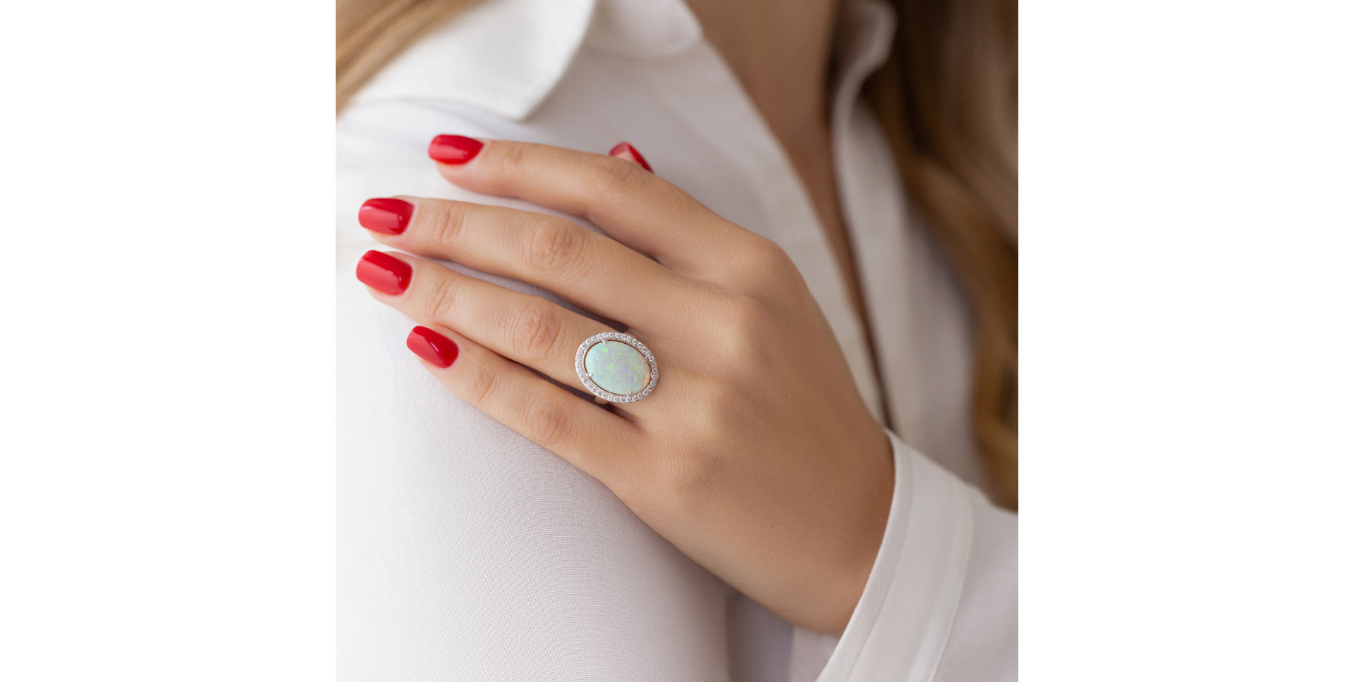 Diamond ring with Opal Kacper