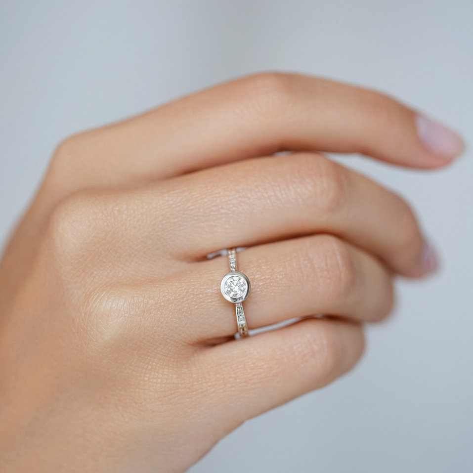 Ring with brown diamonds Space Love