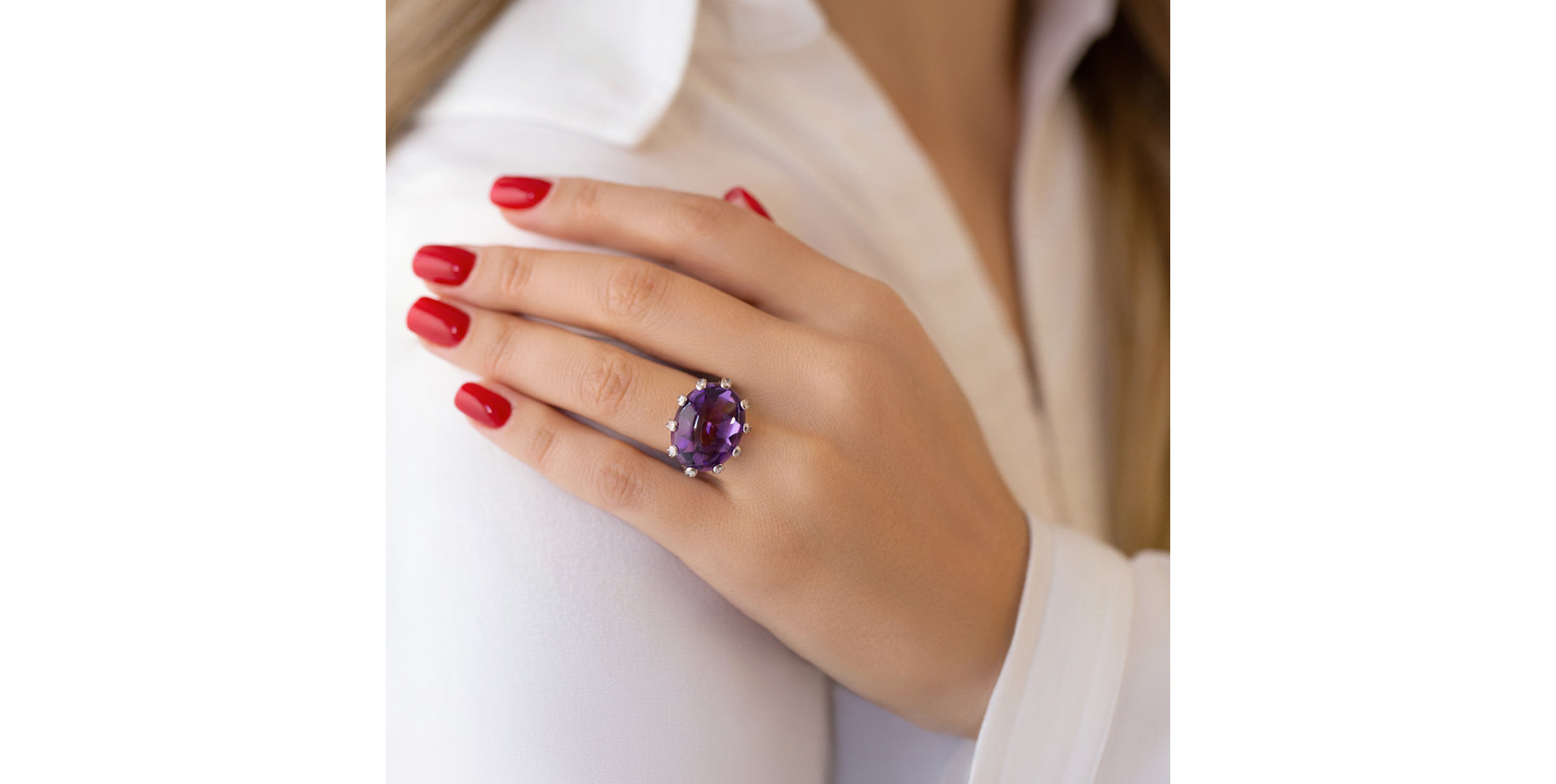 Diamond ring with Amethyst and Sapphire Glasswinged Butterfly