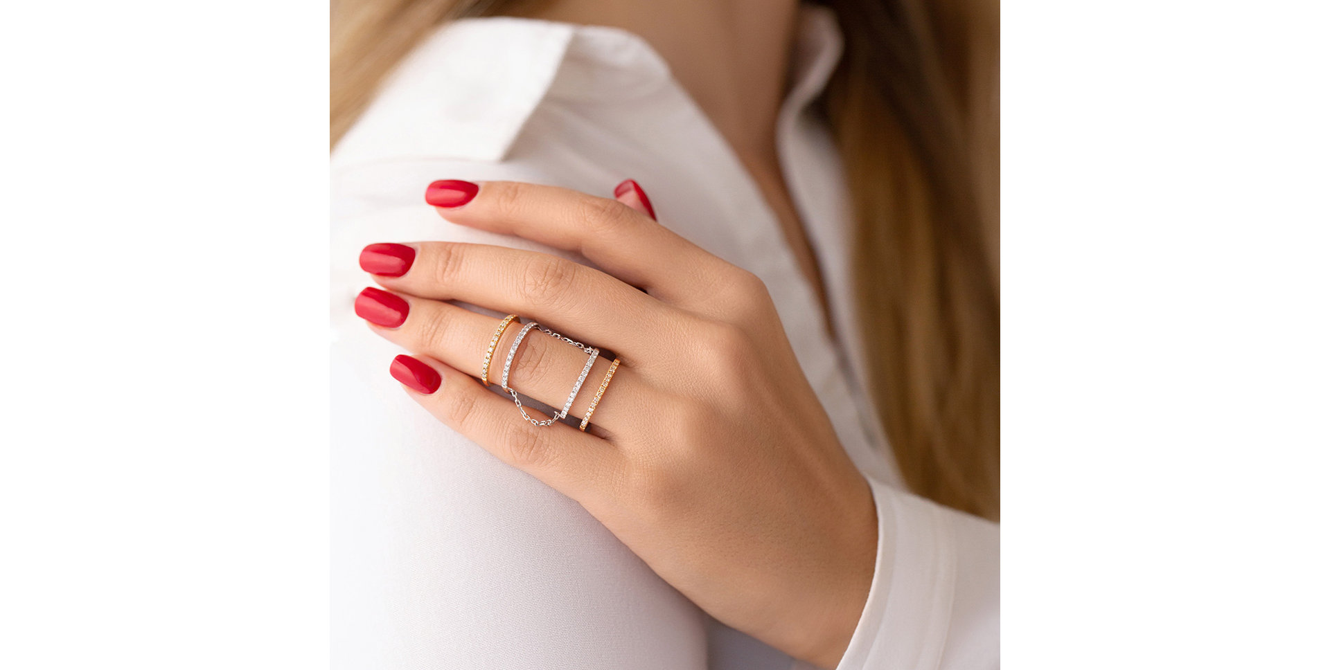 Ring with brown and white diamonds Margherita