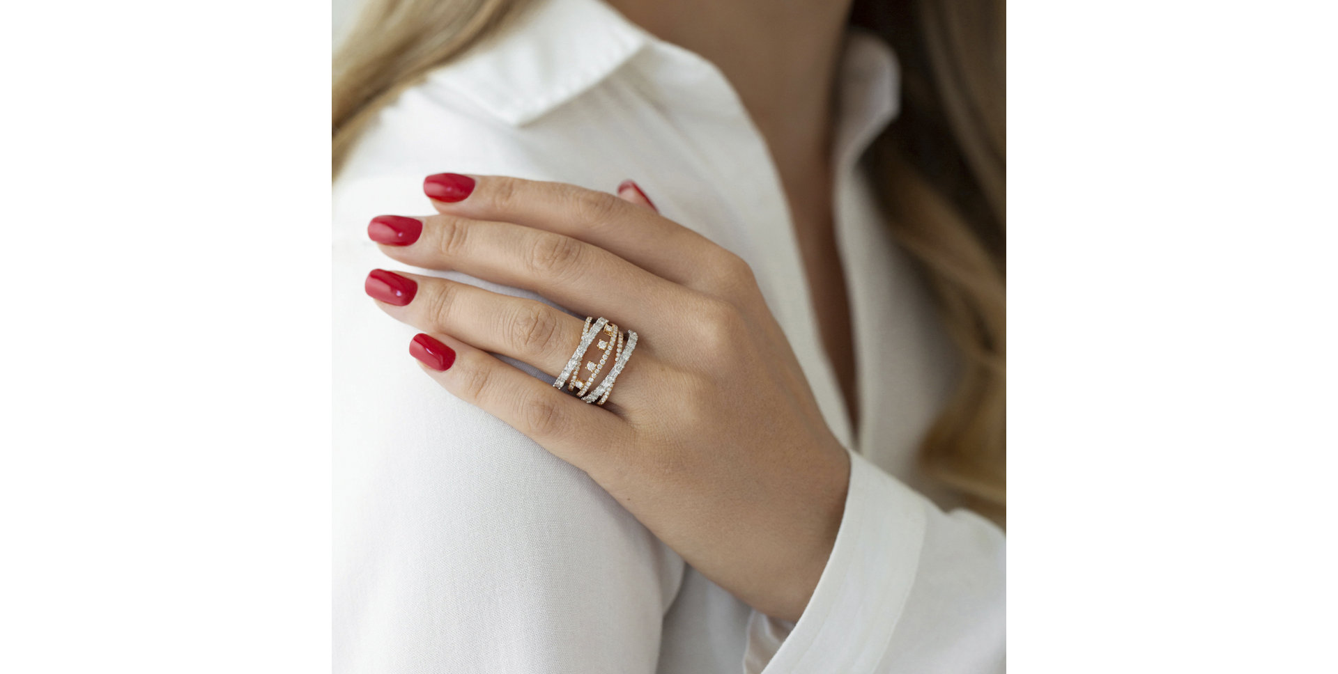 Diamond ring Venus Mosaic