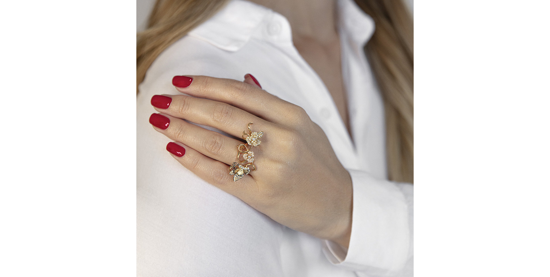 Diamond ring Venus Garden