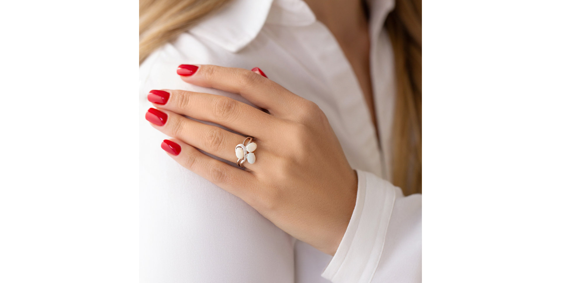 Diamond ring with Opal Freshman