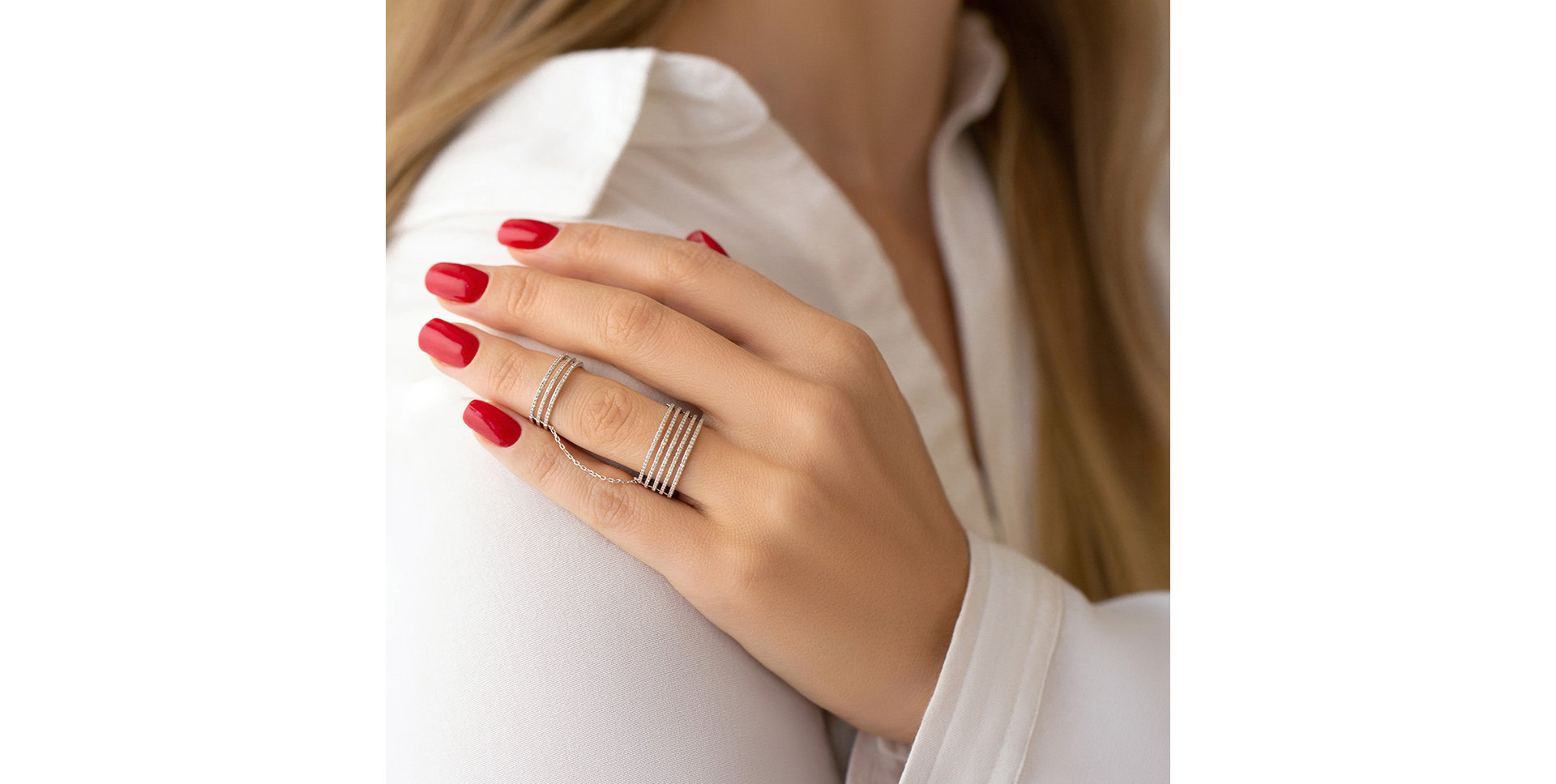 Diamond ring Luxury Theano