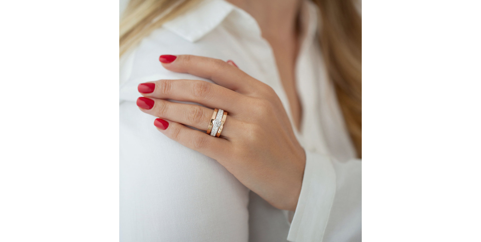 Diamond ring Goddess Touch