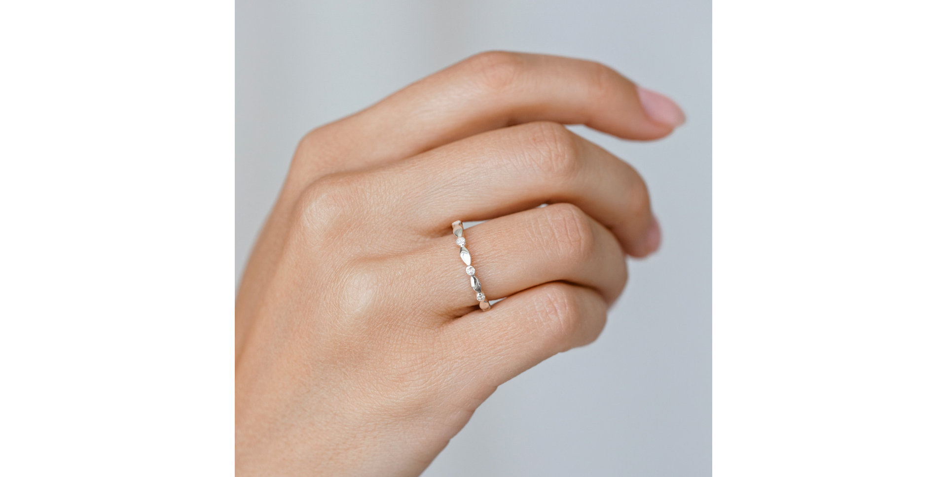 Diamond ring Simplicity