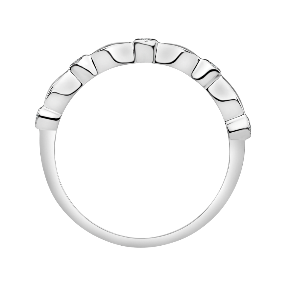 Diamond ring Simplicity