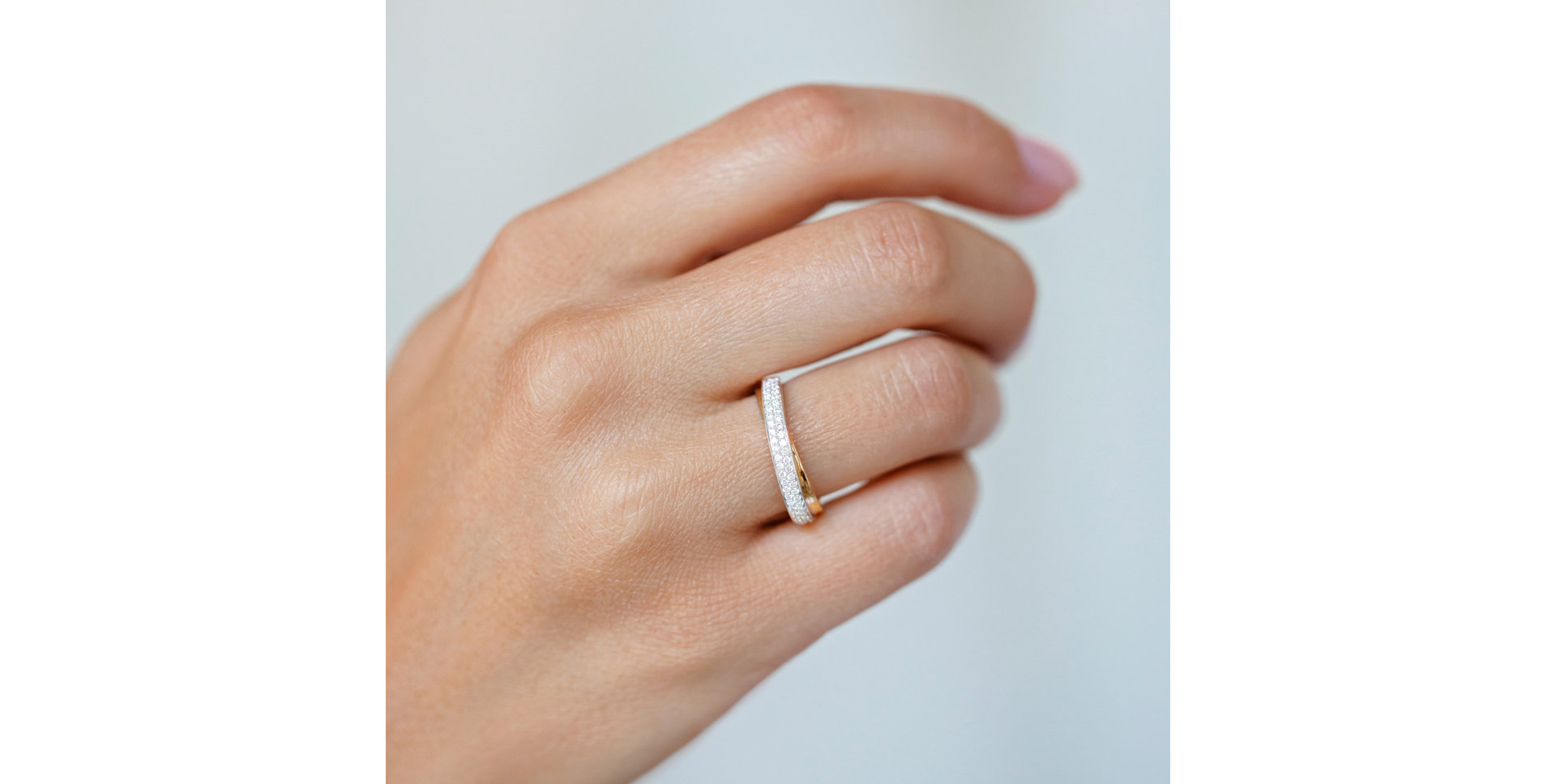 Diamond ring Sparkle Ribbon