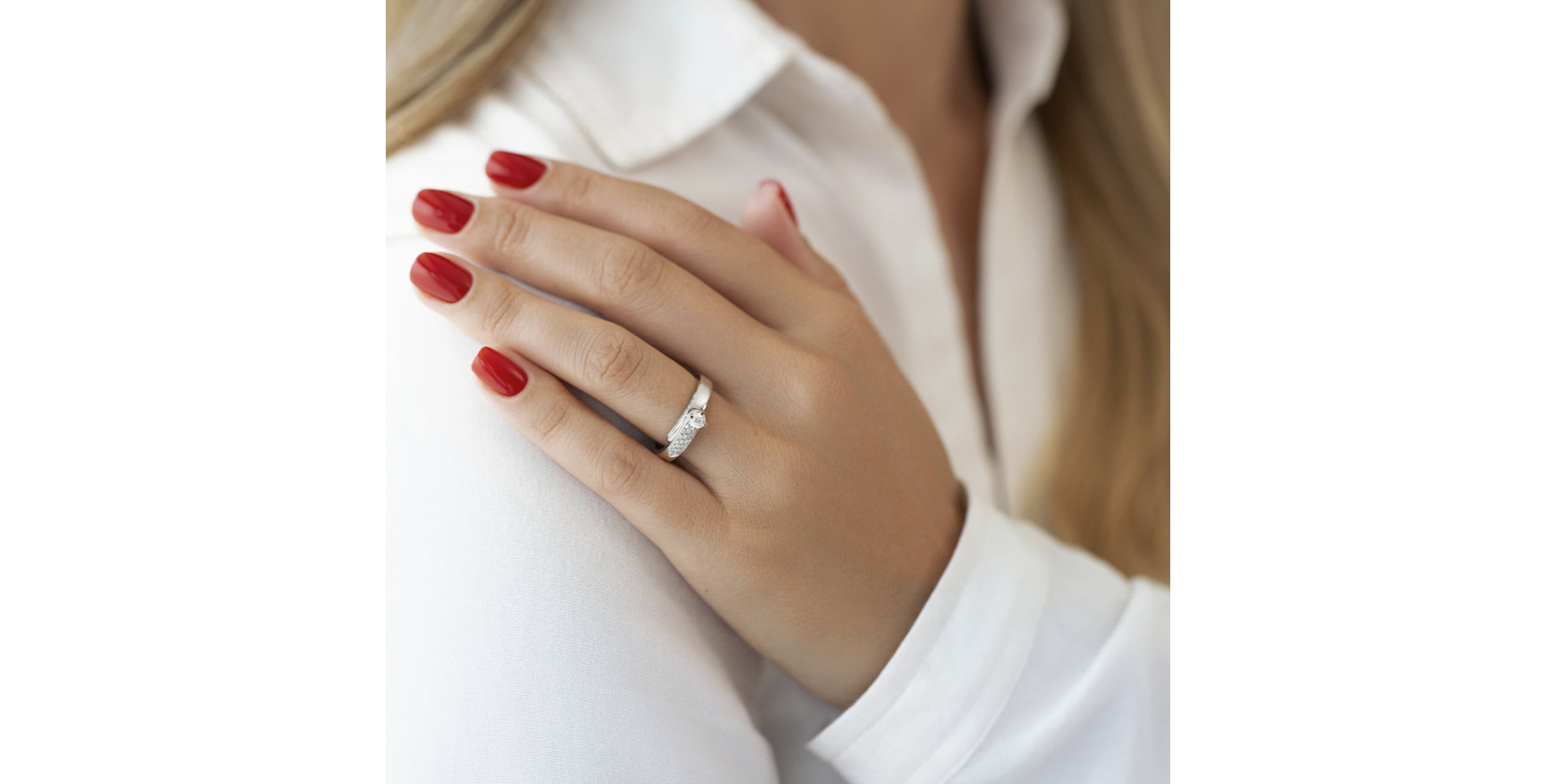 Diamond ring Magical Rocket